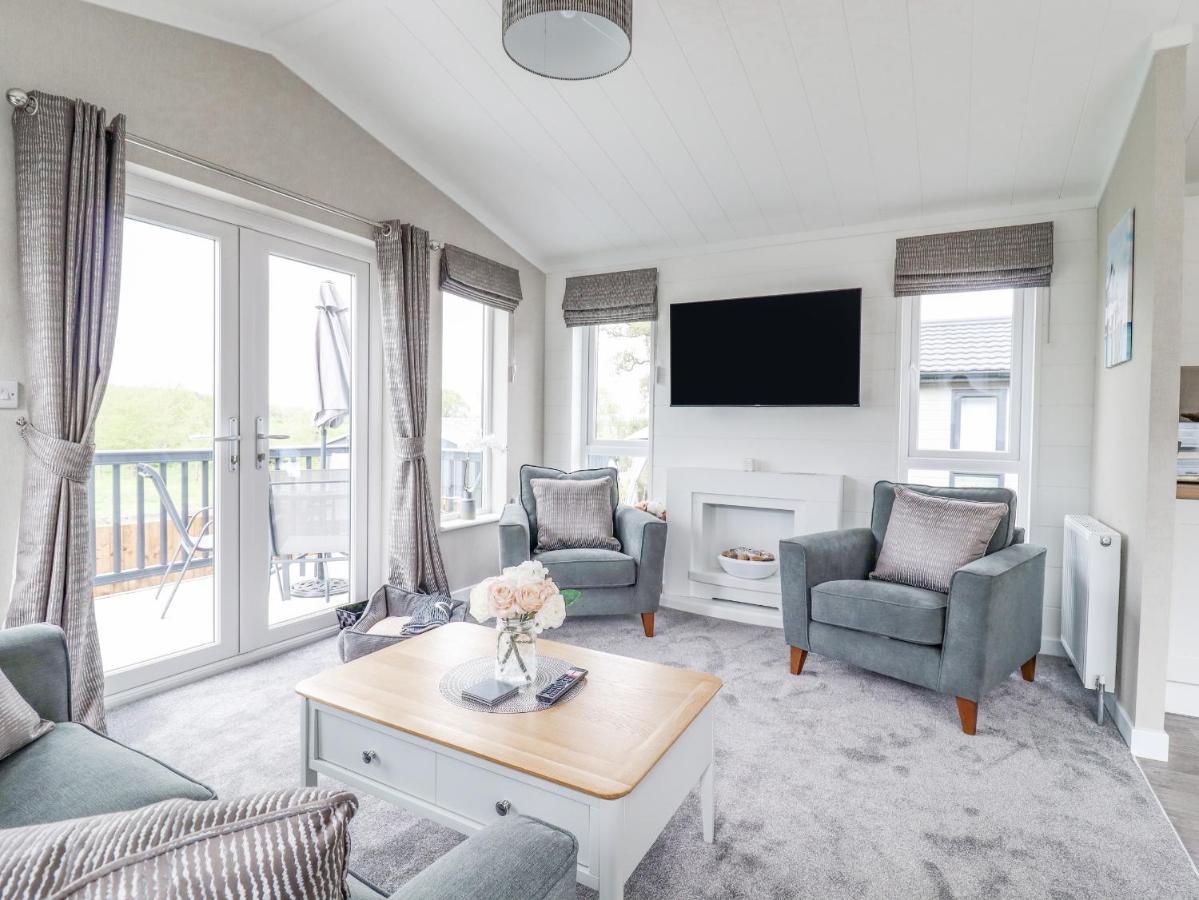 36 Bucklesham Park Villa Ipswich Dış mekan fotoğraf